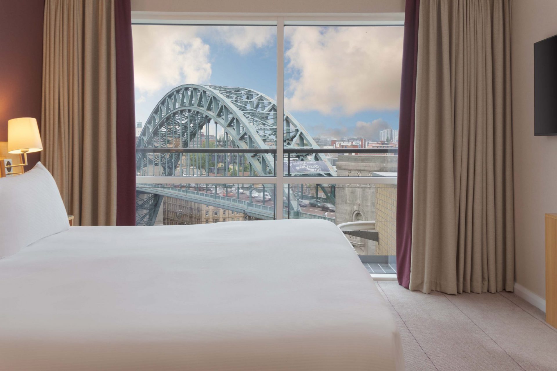 Hilton Newcastle Gateshead - YoNinja - Restaurants, Hotels, and Reviews