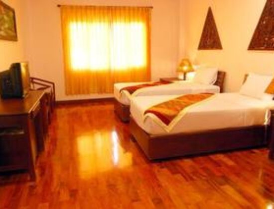 Sengtawan Riverside Hotel