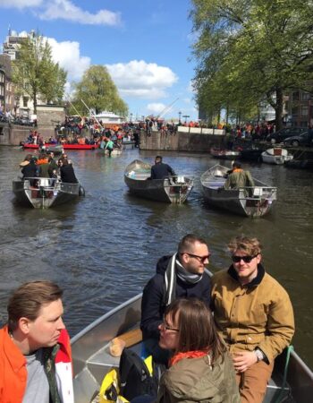 Canal Motorboats rent a boat Amsterdam