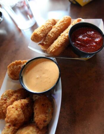 Buffalo Wild Wings Grill & Bar