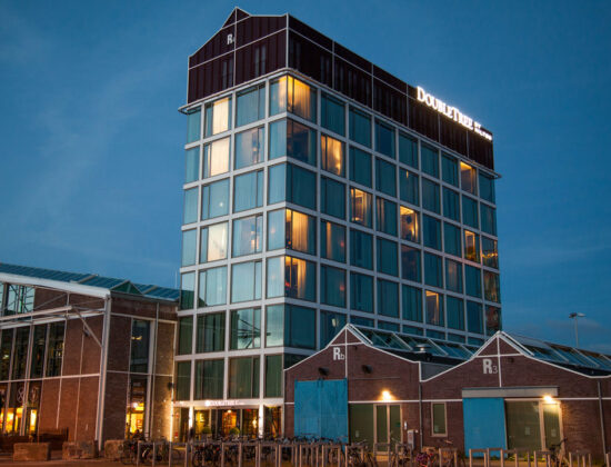 DoubleTree by Hilton Amsterdam – NDSM Wharf