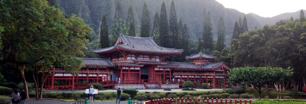 Byodo-In Temple in Oahu