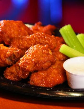 Buffalo Wild Wings Grill & Bar