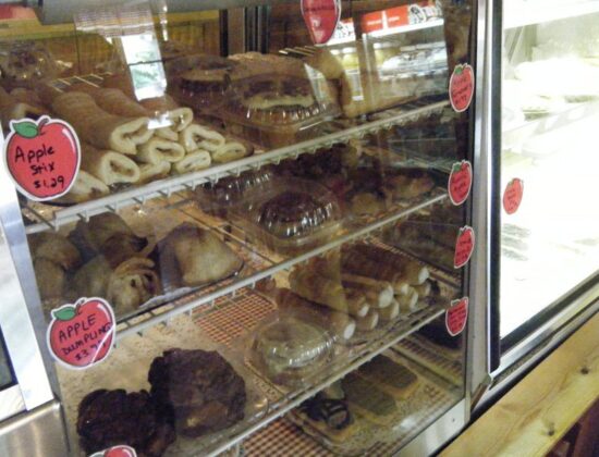 Apple Valley Kitchen & Bakery