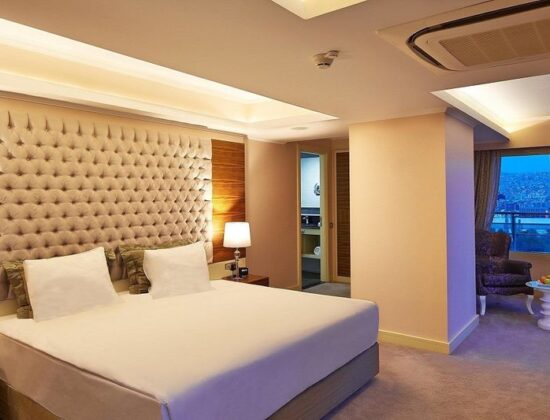 DoubleTree by Hilton Izmir – Alsancak