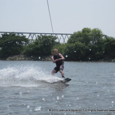 River Wake-Boarding – www.divejp.com