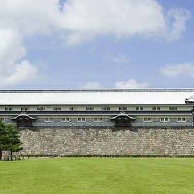 Kanazawa Castle and Kenrokuen Garden