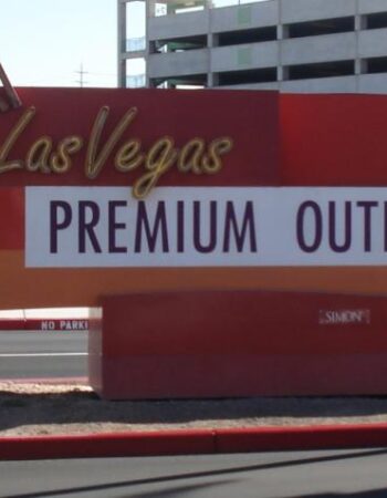 Las Vegas North Premium Outlets