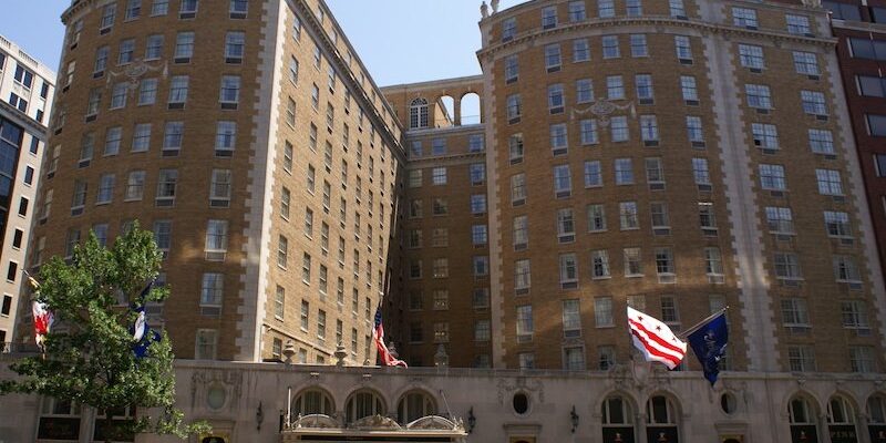 Hotel Mayflower