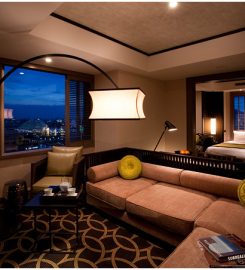 Oriental Hotel