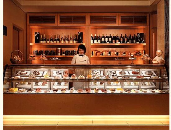 The Peninsula Boutique & Cafe