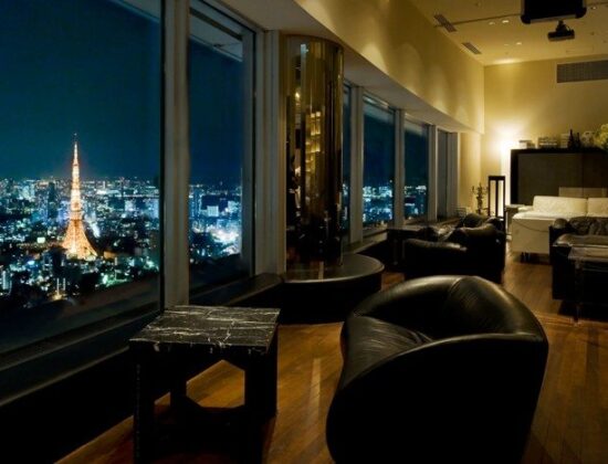 Mado Lounge