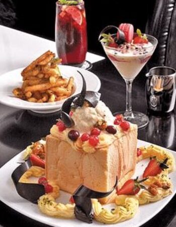 Dazzling Cafe