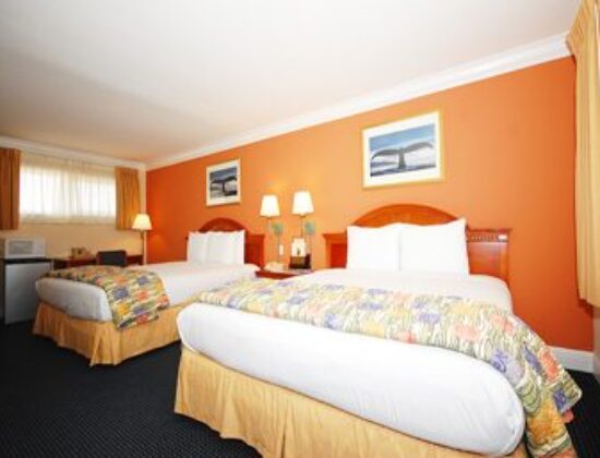Super 8 Monterey