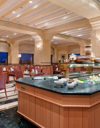 Hilton Alger