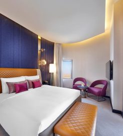 AlRayyan Hotel Doha, Curio Collection by Hilton