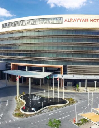 AlRayyan Hotel Doha, Curio Collection by Hilton