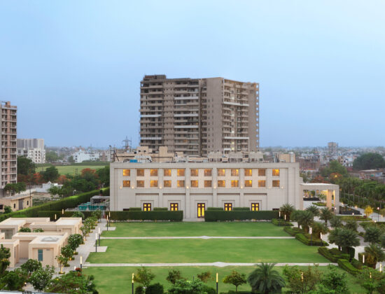 DoubleTree by Hilton Hotel Agra