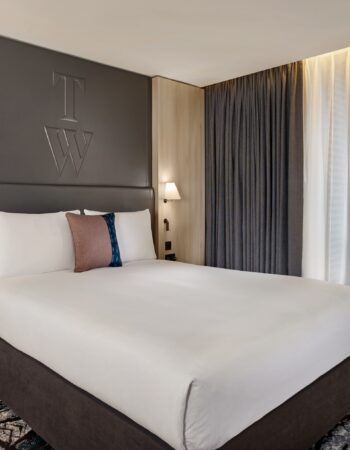 The Westminster London, Curio Collection by Hilton