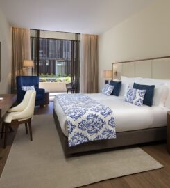 Boeira Garden Hotel Porto Gaia, Curio Collection by Hilton