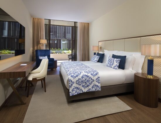 Boeira Garden Hotel Porto Gaia, Curio Collection by Hilton