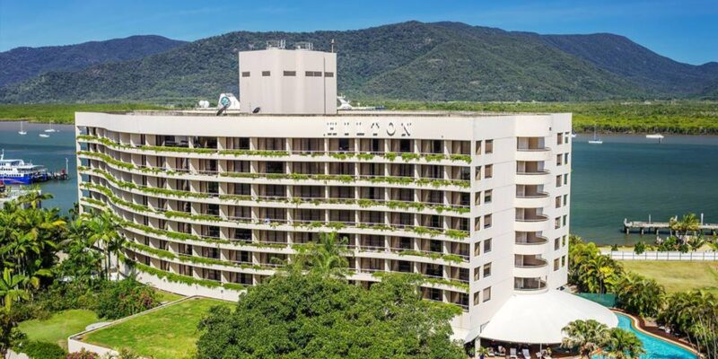 Hilton Cairns