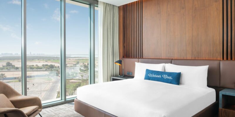 The WB Abu Dhabi, Curio Collection by Hilton