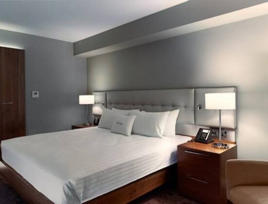 DoubleTree by Hilton Lincoln