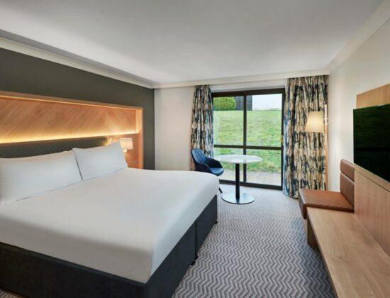 Hilton Cobham