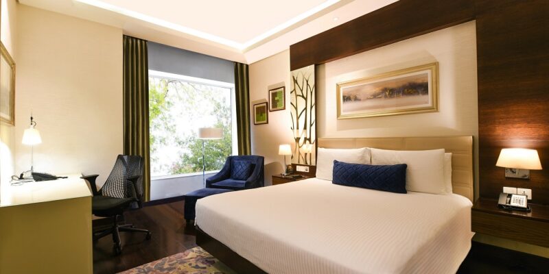 DoubleTree by Hilton Gurugram Baani Square