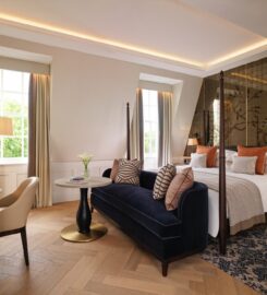 The Biltmore Mayfair, LXR Hotels & Resorts