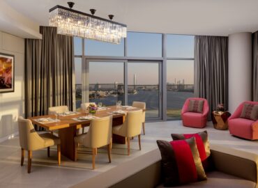 Hilton Dubai Creek Hotel & Residences