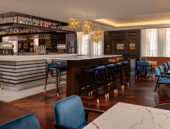 ÉMILE Restaurant and Bar