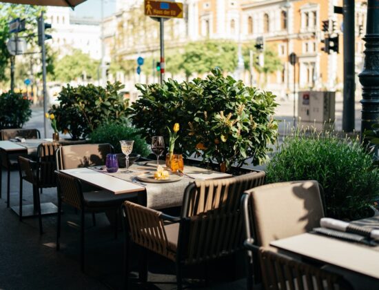 ÉMILE Restaurant and Bar