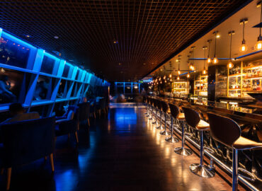 Ray's Bar