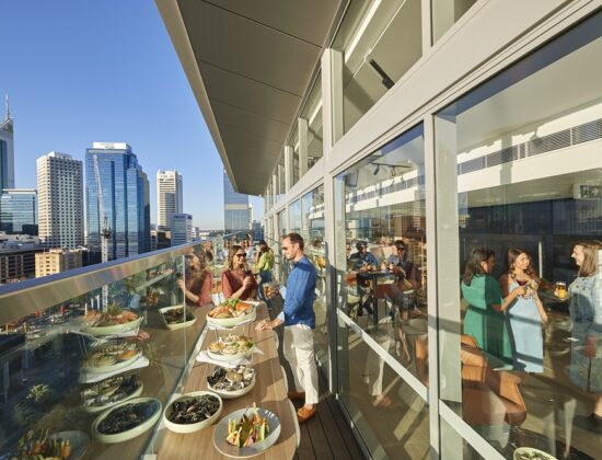 18 Knots Rooftop Bar