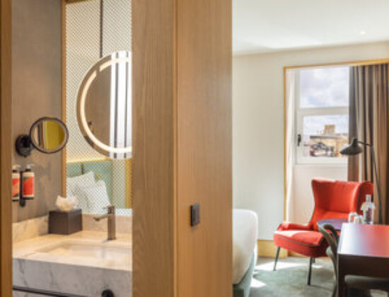 Arts Hotel Porto, Tapestry Collection by Hilton