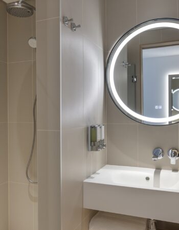 Hampton by Hilton Kuwait Salmiya
