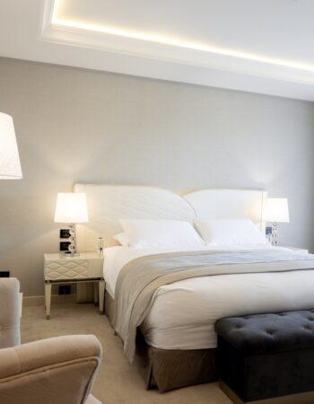 Tresor Le Palais Timisoara, Curio Collection by Hilton
