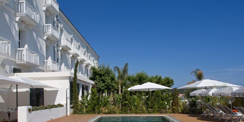 Grand Hotel des Sablettes Plage, Curio Collection by Hilton